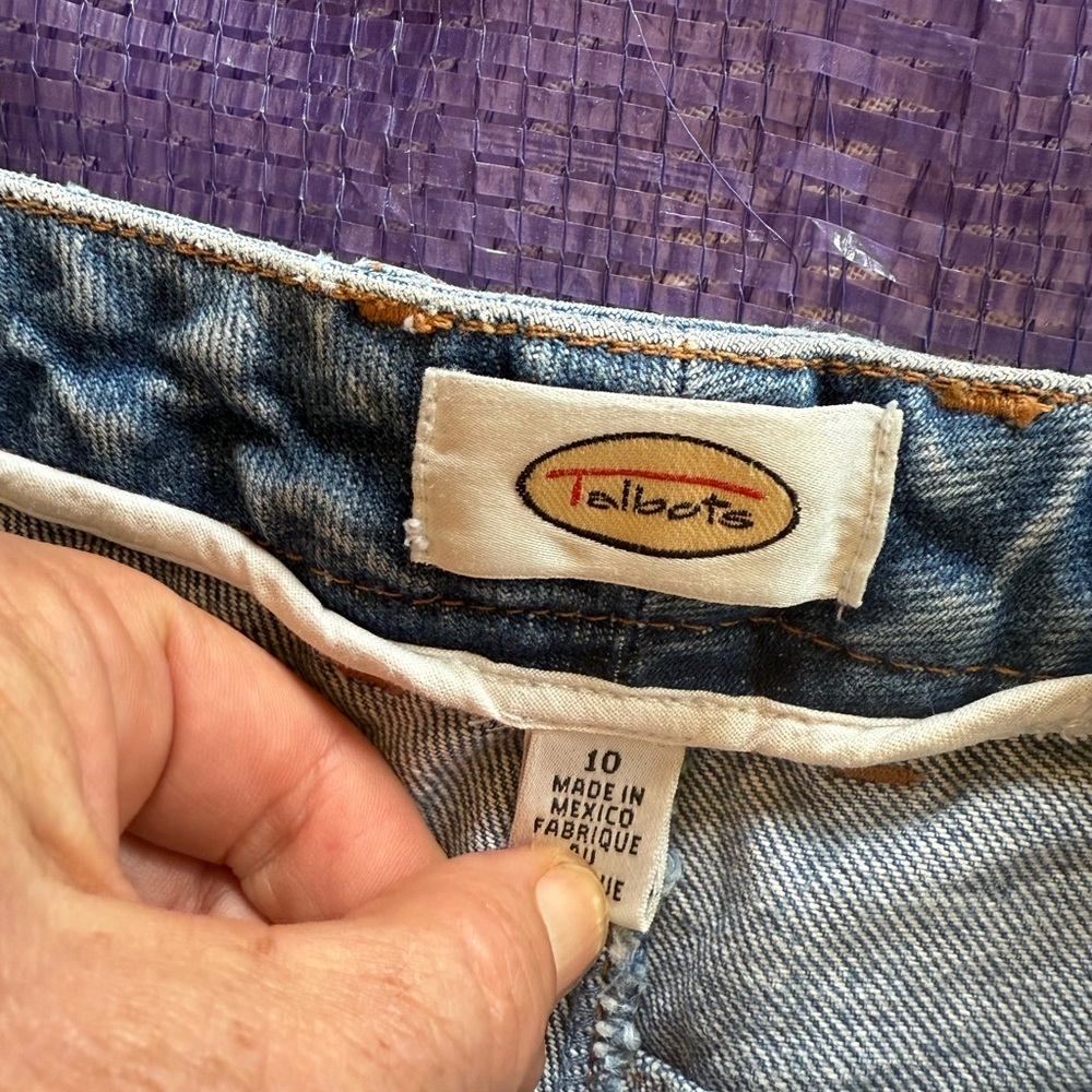 Talbots ladies denim cut off short size 10 hand painted stars and stripes - Picture 6 of 12